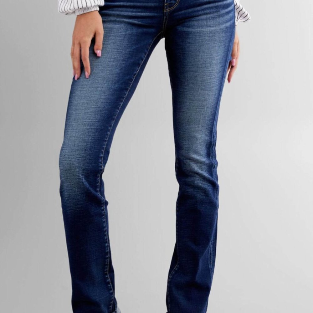 Buckle Black Fit No. 53 Mid-Rise Straight Jean